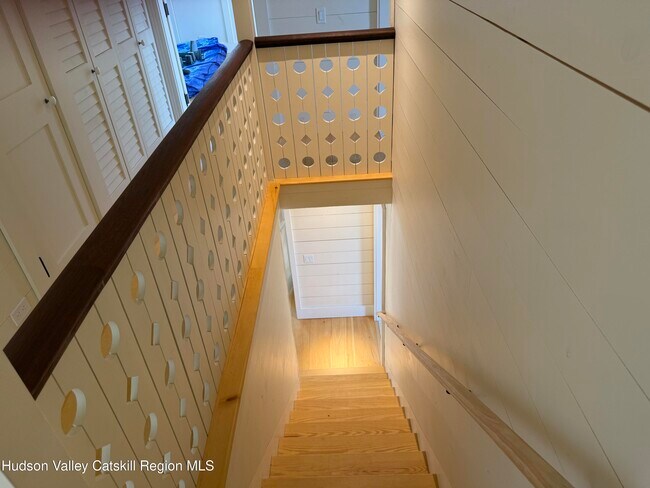 Building Photo - 25 Boggs Hill Rd