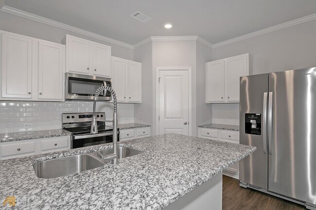 Building Photo - 5221 Pinnacle Walk Dr