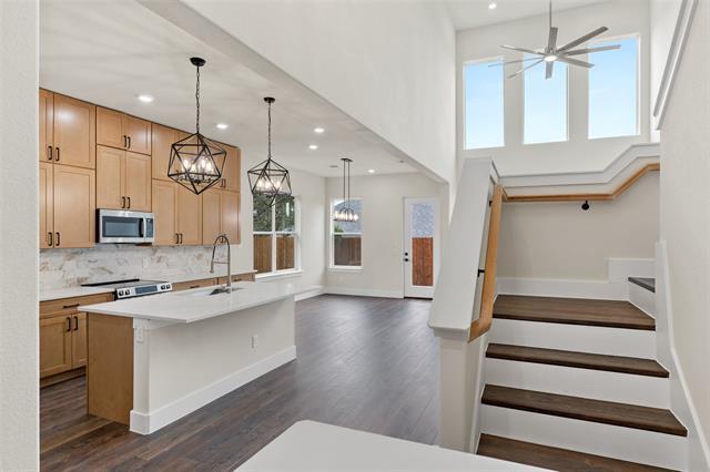 Building Photo - 5702 Barkridge Dr