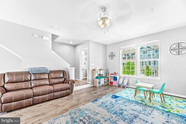 Building Photo - 43871 Eucalyptus Way