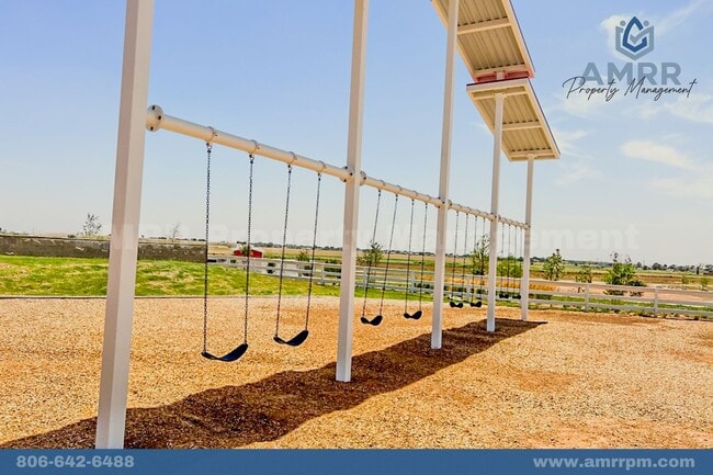 Building Photo - Spacious 3-Bedroom Home – Your Perfect Fam...