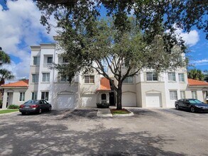Building Photo - 11030 Legacy Dr