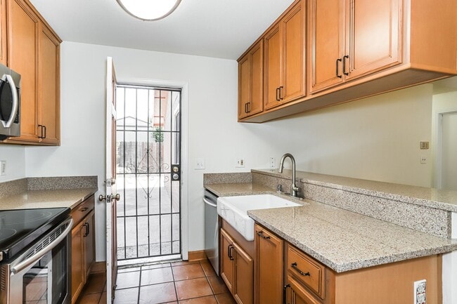 Building Photo - 3 BR/2BA | Newly Renovated Single Family Home | 2-Car Garage Parking | Fenced Front and Back yard