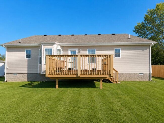 Building Photo - Spacious Ranch Living with Bonus Room & Big Backyard — Minutes from Fort Campbell!