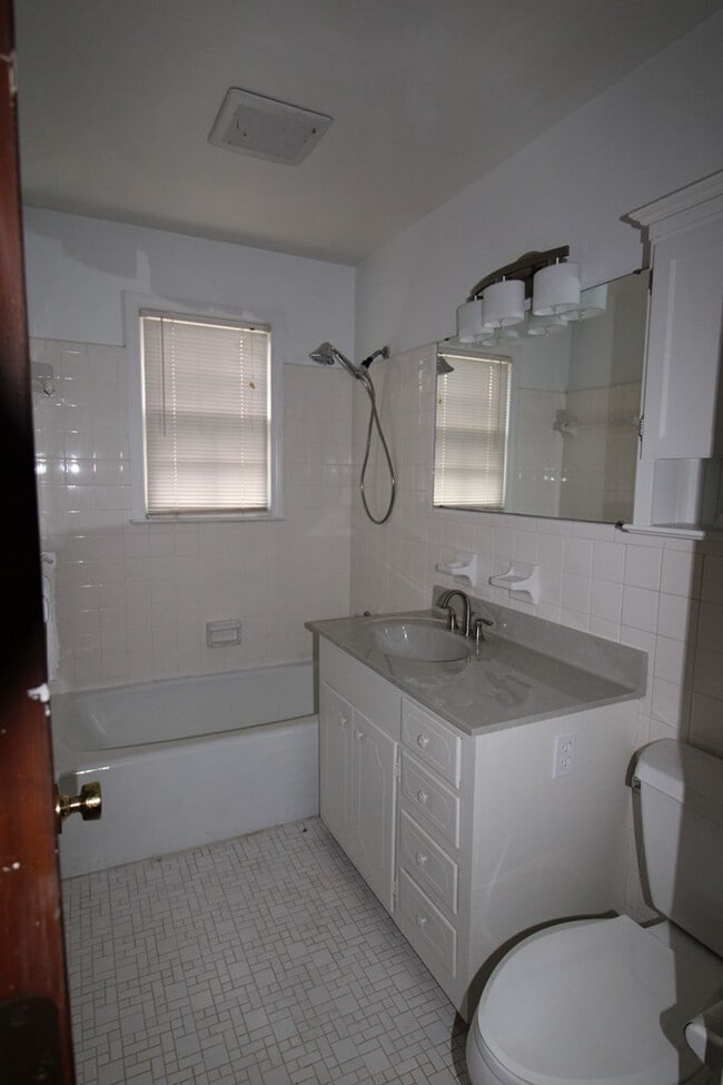 Building Photo - 55 Harrell St