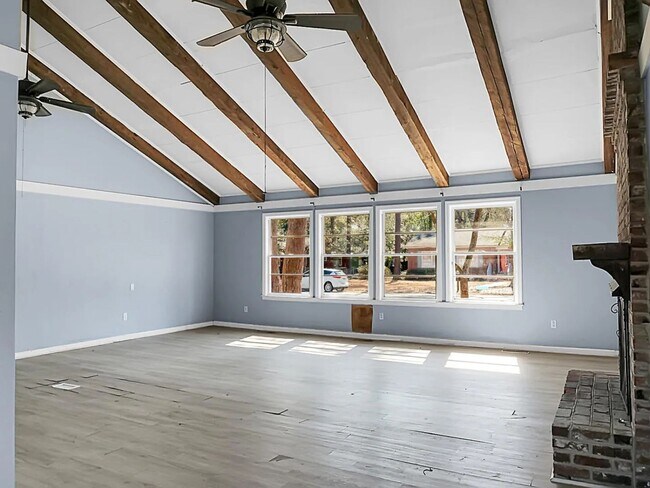 Building Photo - 407 Hayne St