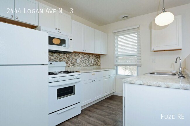 Building Photo - 2444 N Logan Ave