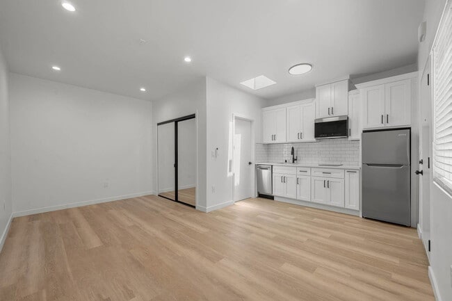 Building Photo - 4191 Leimert Blvd