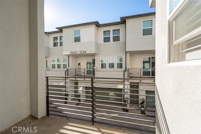 Building Photo - 1415 W Cara Dr