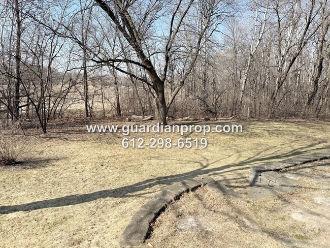 Building Photo - Shoreview House Available Now, Updated Kitchen & Baths, Open Floor Plan, Family Room, Mounds View...