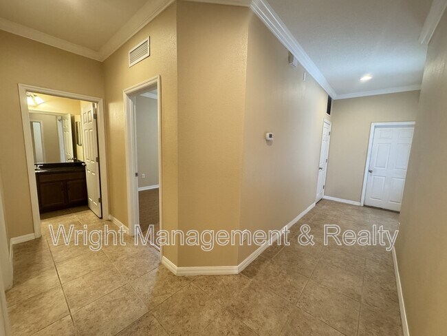 Building Photo - 2215 Parrot Fish Dr