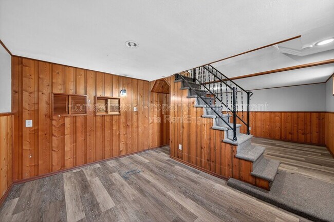 Building Photo - 10201 Surf Dr