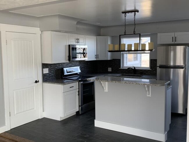 Building Photo - 3 bedroom in Sterling CO 80751