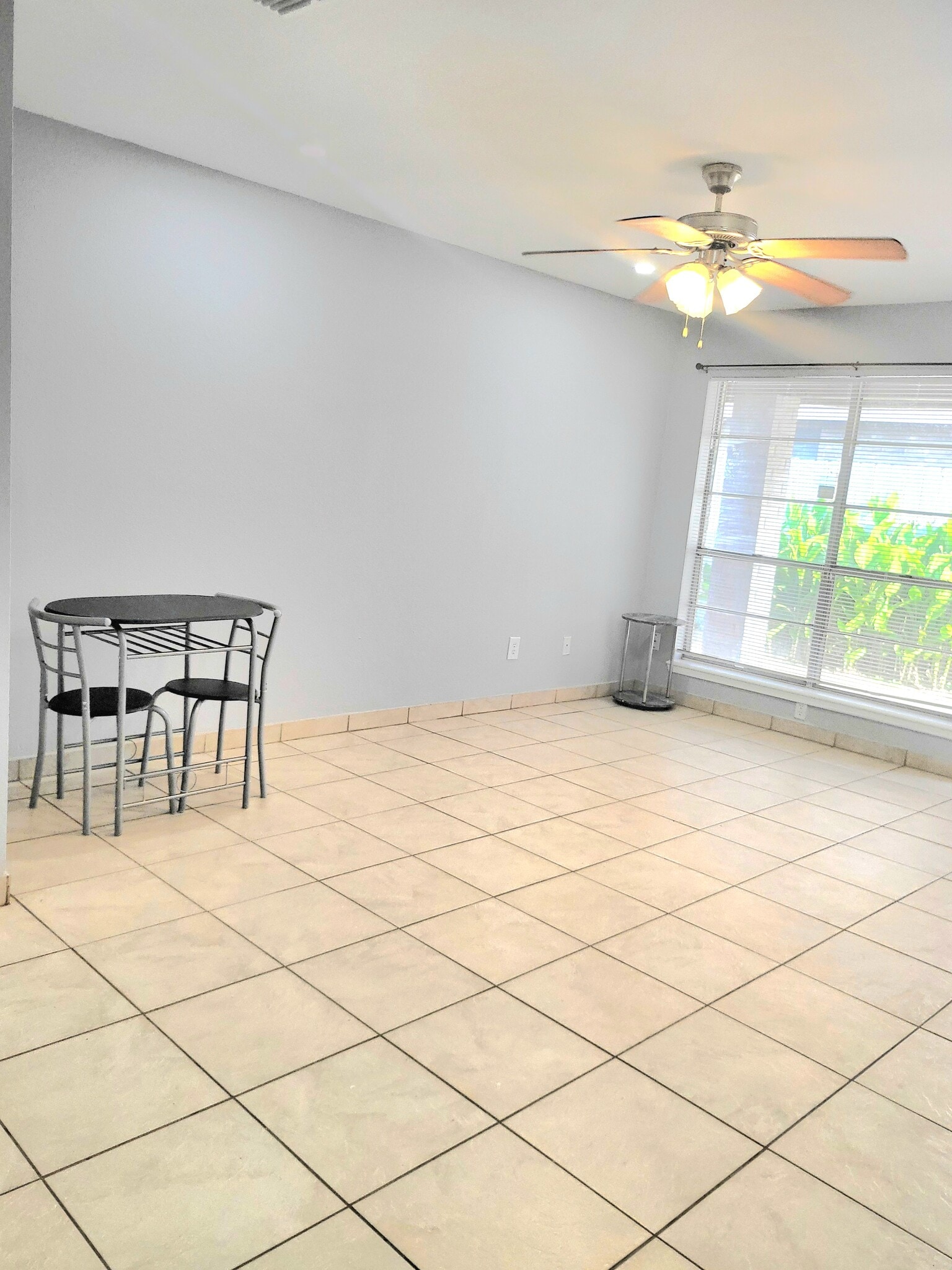 Building Photo - 312 Gastel Cir