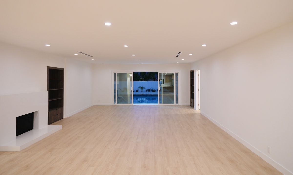 Building Photo - 415 Amherst Dr