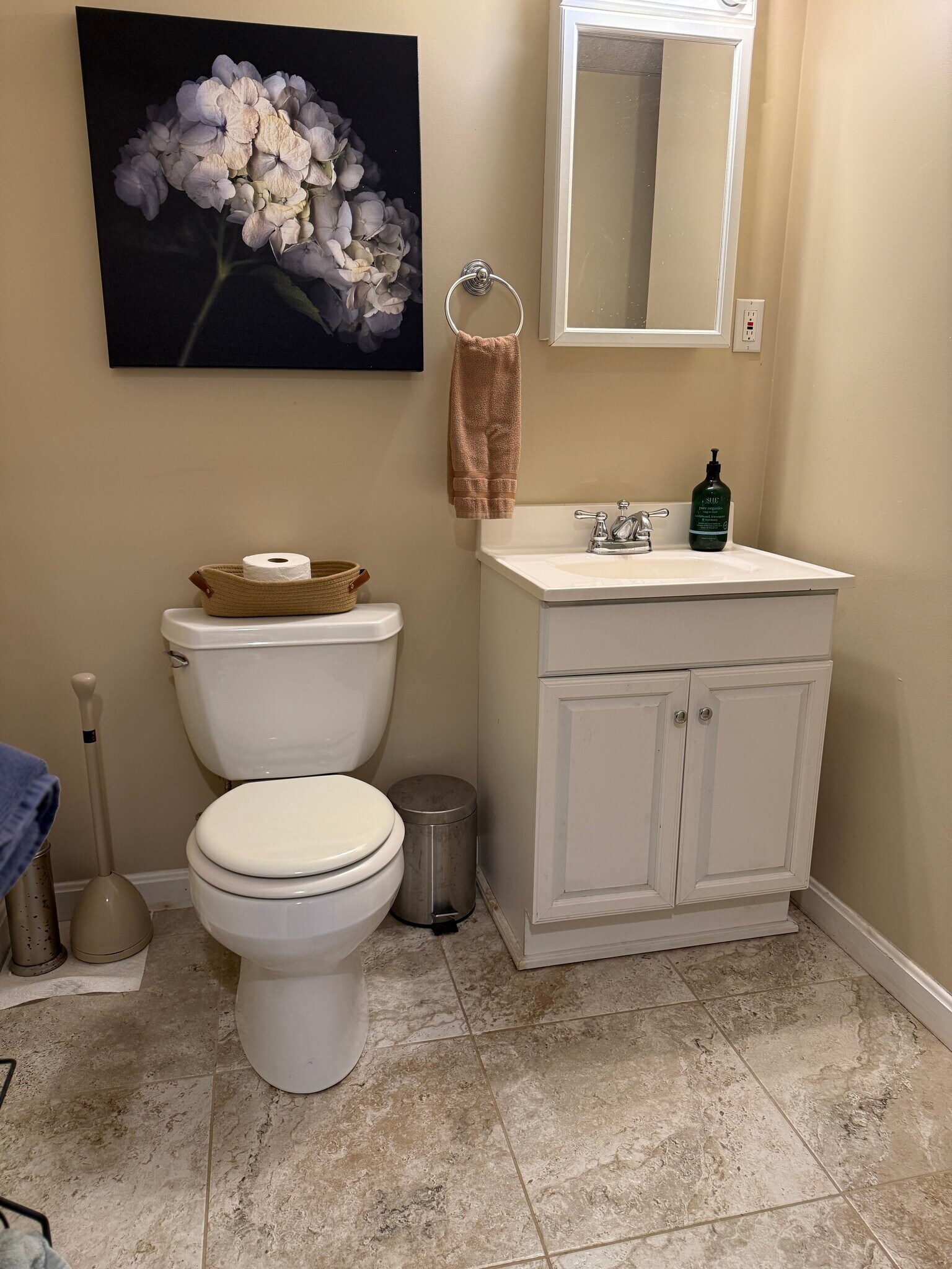 Building Photo - 99 Clark Rd