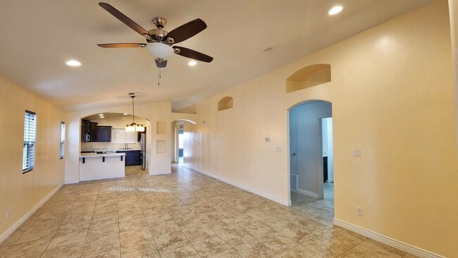 Building Photo - COURTYARD @CIELO VERDE