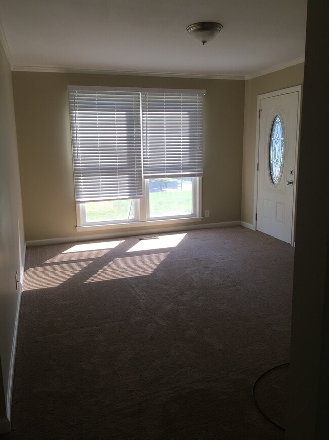 Building Photo - 642B Harpeth Bend Drive