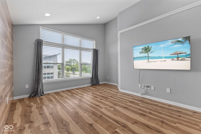 Building Photo - 13093 Grand Vue Dr