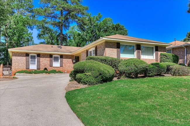 Building Photo - National Hills Home