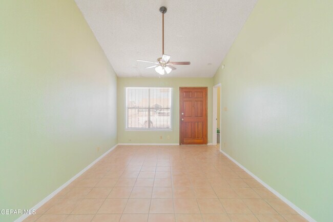 Building Photo - 12056 Bellows Ct