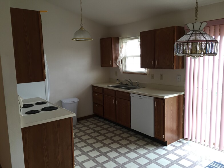 Building Photo - 116 Bayhill Blvd
