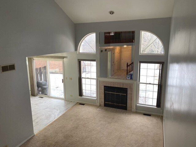 Building Photo - 612 Hillview Ct