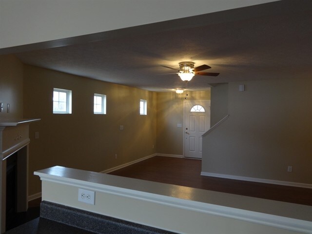 Building Photo - 518 Arrowhead Dr