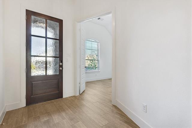 Building Photo - 1713 Snowdrop Dr