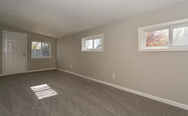 Building Photo - 1107 Glen Dale Ct