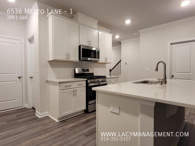 Building Photo - 6536 Mezzo Ln
