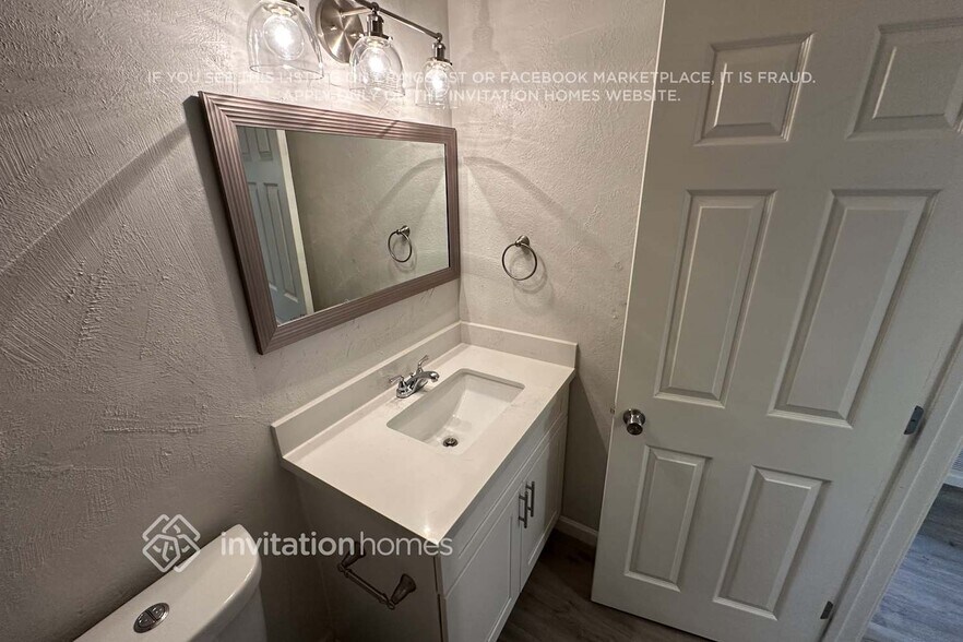 Building Photo - 1248 N 78th St