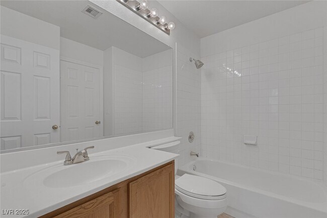 Building Photo - 10132 Crest Brook Pl