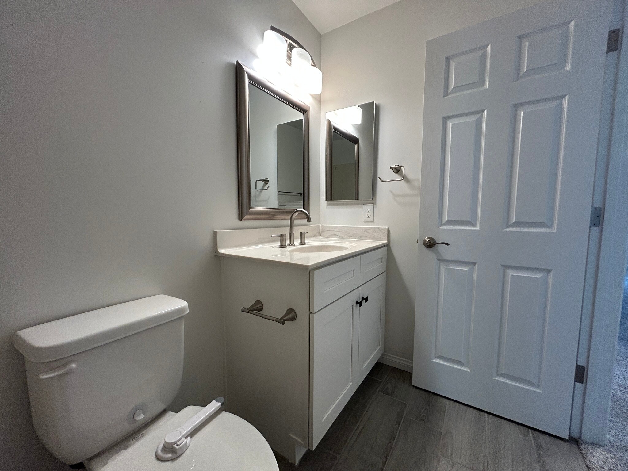 Building Photo - 9208 W Coolidge St