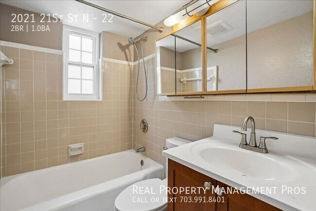 Building Photo - 2021 21st St N