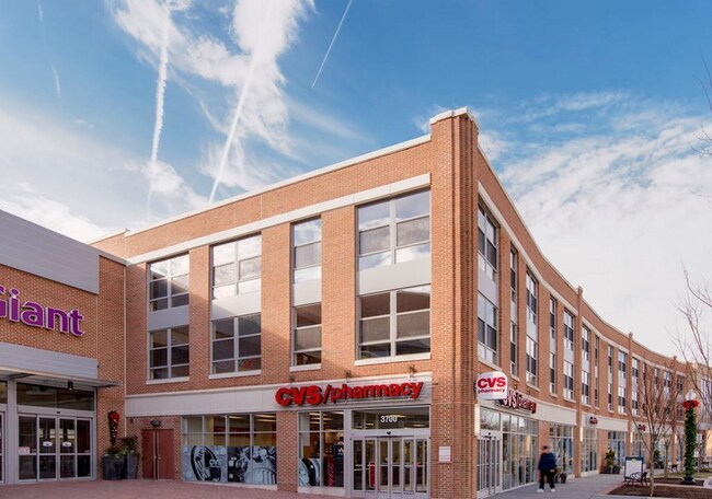 Building Photo - 3010 Wisconsin Ave NW