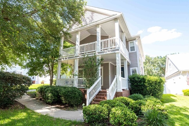 Primary Photo - 3156 Iberville Way