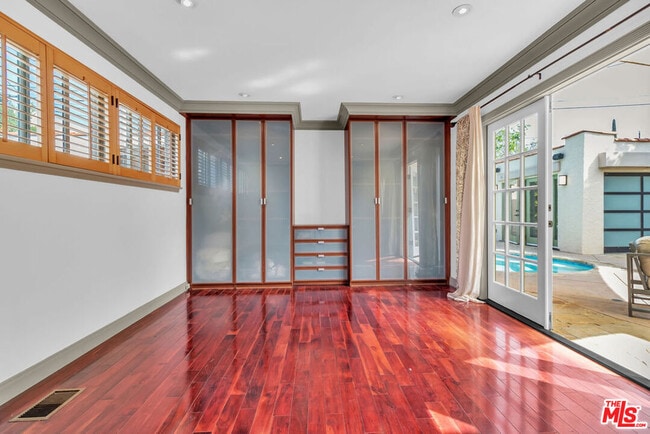 Building Photo - 6131 W 5th St