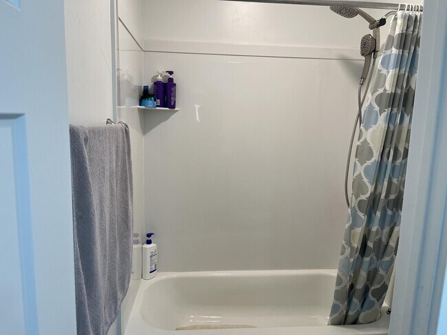 Building Photo - 4592 Rustic Ranch Way