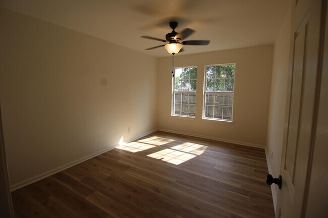 Building Photo - 111 W Wolfe St