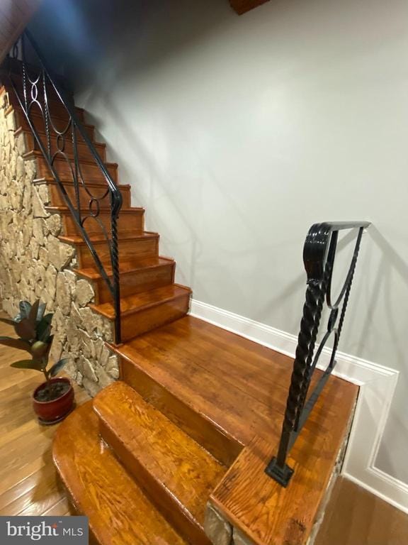 Building Photo - 3164 Cedar St