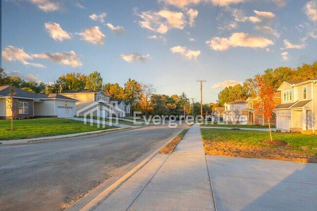 Building Photo - 244 Centennial Dr