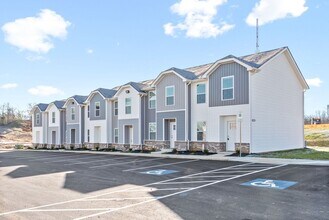 Building Photo - 919 Martin St