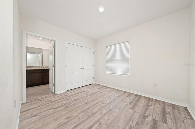 Building Photo - 265 Feltrim Reserve Blvd
