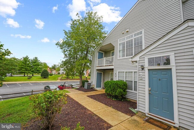 Building Photo - 8792 Grasmere Ct