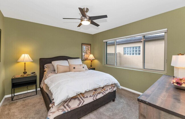 Building Photo - Rates Vary: $4,495 - $9,995