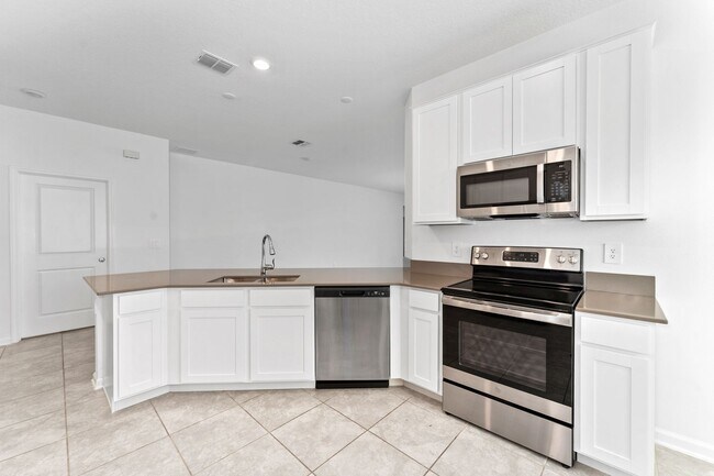 Building Photo - 860 Daring Dr