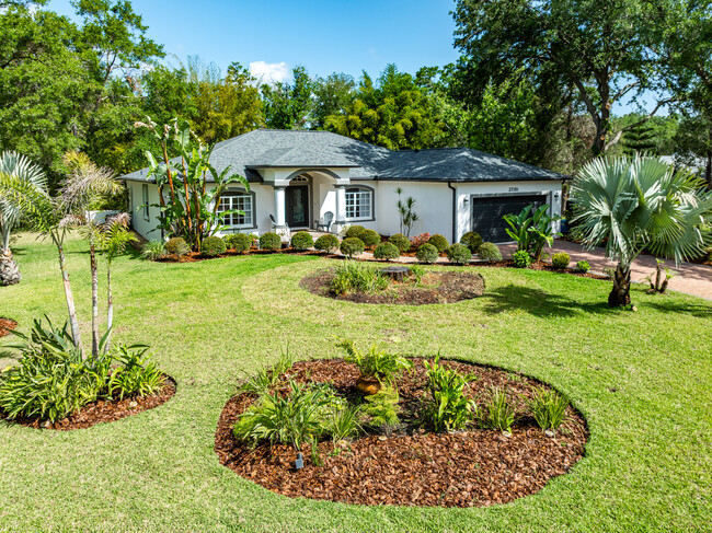 Building Photo - 27351 Golf Course Loop