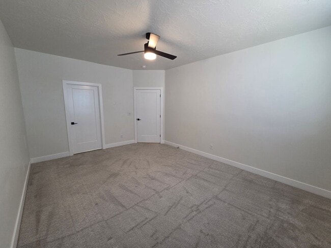 Building Photo - VIEWS from EVERY ROOM!