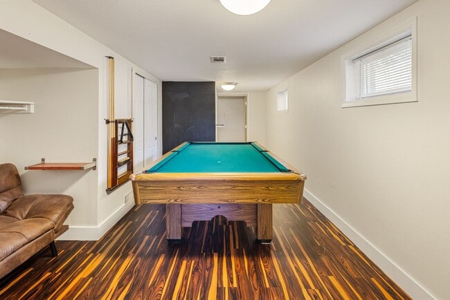 Building Photo - 3815 S Knox Ct